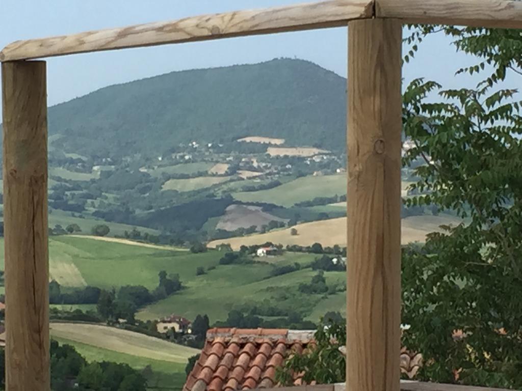 Agriturismo B&B La Cerasa Fabriano Esterno foto