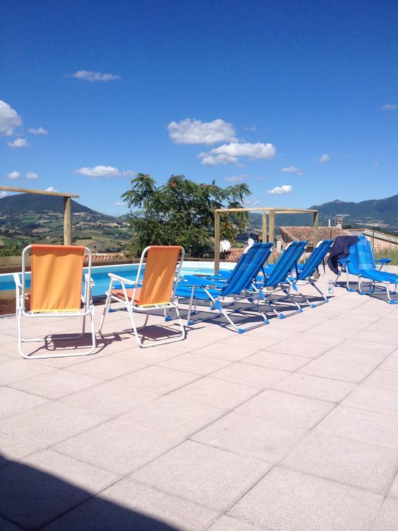 Agriturismo B&B La Cerasa Fabriano Esterno foto